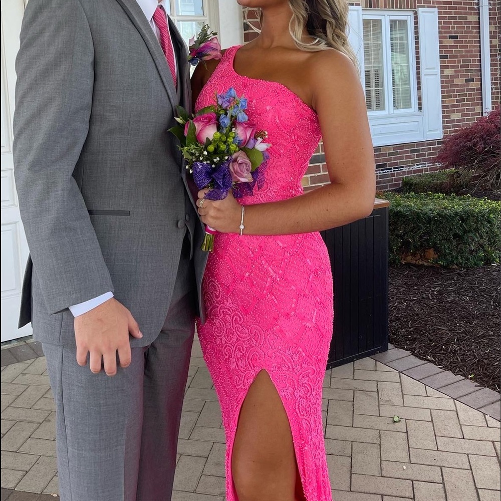 Hot Pink Primavera Prom Dress!!